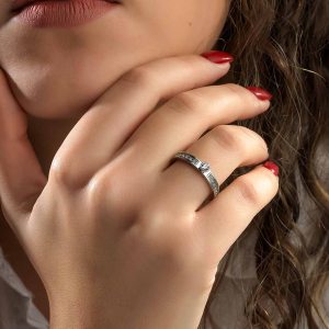 ANEL ANJEWELS, AÇO